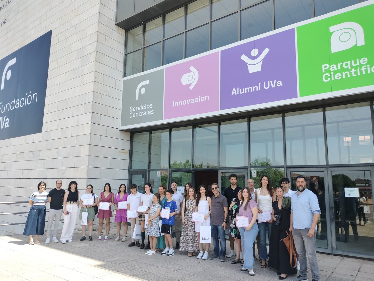 IES Ramón y Cajal VA (@iesramonycajalv) on Twitter photo María Centurión y Rebeca Santos,de #FP Química,ganadoras en el II Certamen de Microrrelatos Científicos,con visita a los laboratorios de Química Analítica del CINQUIMA de la mano de <a href="/teseagroup/">TESEA - Analytical Chemistry Research Group</a> Literatura, FOL y Química,fórmula de éxito para conquistar la creatividad científica. María Centurión y Rebeca Santos,de #FP Química,ganadoras en el II Certamen de Microrrelatos Científicos,con visita a los laboratorios de Química Analítica del CINQUIMA de la mano de <a href="/teseagroup/">TESEA - Analytical Chemistry Research Group</a> Literatura, FOL y Química,fórmula de éxito para conquistar la creatividad científica.