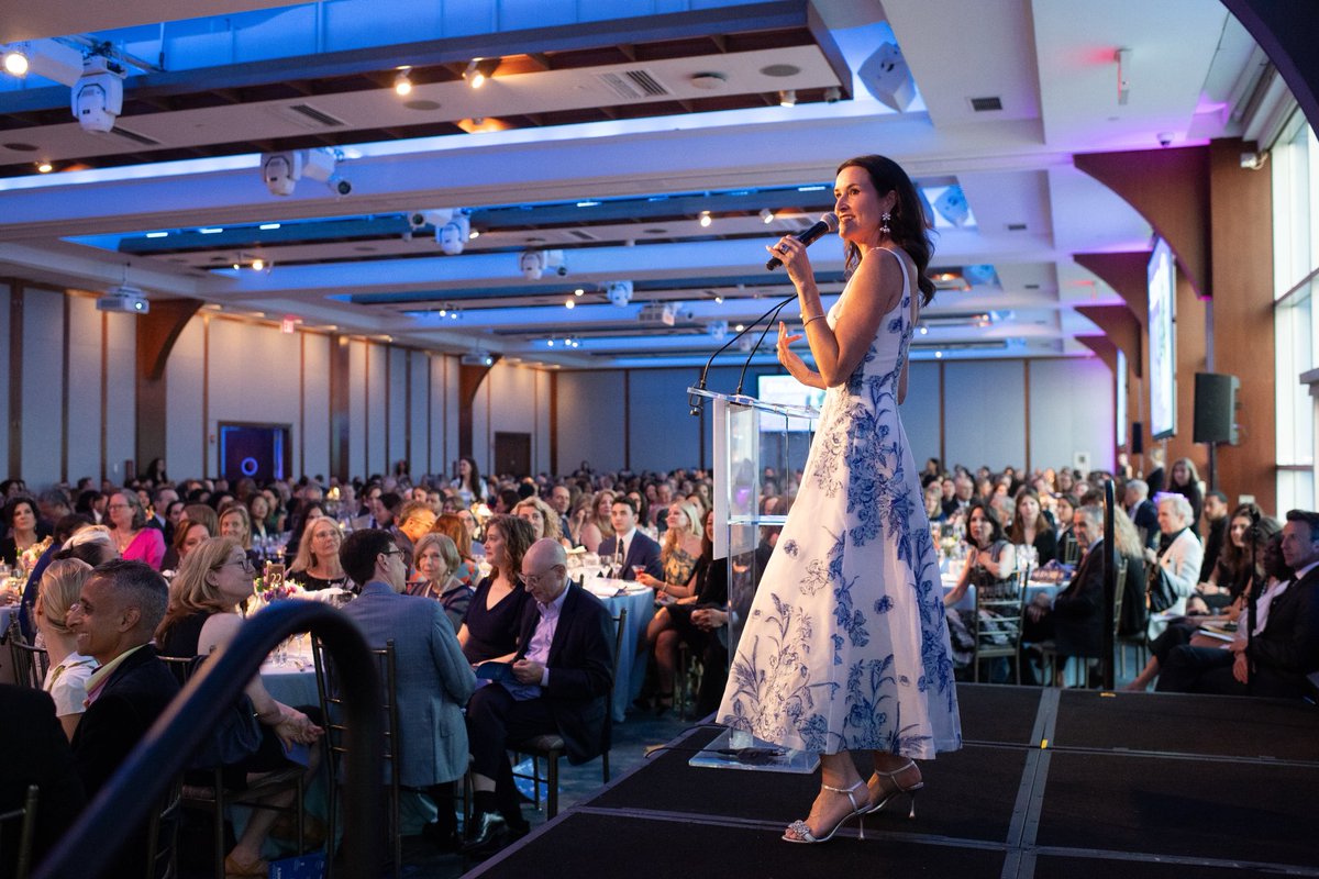 Ingrid_vonAhn's tweet photo. From the bottom of my heart—thank you. 💙

Co-chairing this year’s Zero Tolerance Benefit for @sffny was an honor. Thanks to your incredible generosity—paddles raised, bids placed, tables hosted—we raised nearly $3M for survivors.

Huge thanks to our honorees Molly Gochman, Katharine Bieber Ogg, Stacey J. Rappaport & Anastasia Danias Schmidt, and to world class auctioneer @lydiafenet & our host @sethmeyers for making it unforgettable.

#ZT2025 #ZeroTolerance #SanctuaryForFamilies #Gratitude