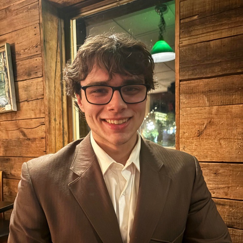 Bucknell Engineering (@bu_engr) on Twitter photo Congratulations to Tobey Paccione ā26, electrical engineering, who was recently awarded an <a href="/IEEEAPMag/">IEEE Antennas and Propagation Magazine</a> Undergraduate Summer Research Scholarship. He was one of 34 recipients out of more than 100 applicants. Tobey is spending this summer conducting research <a href="/NotreDame/">University of Notre Dame</a>. Congratulations to Tobey Paccione ā26, electrical engineering, who was recently awarded an <a href="/IEEEAPMag/">IEEE Antennas and Propagation Magazine</a> Undergraduate Summer Research Scholarship. He was one of 34 recipients out of more than 100 applicants. Tobey is spending this summer conducting research <a href="/NotreDame/">University of Notre Dame</a>.