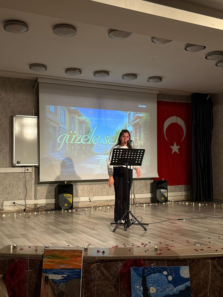 "Güzele Selam" şiir dinletisinde bizleri yalnız bırakmayan misafirlerimize, emek harcayan başta Türkçe Öğretmenimiz Leyla AYAN olmak üzere sevgili öğrencilerimize teşekkür ederiz.