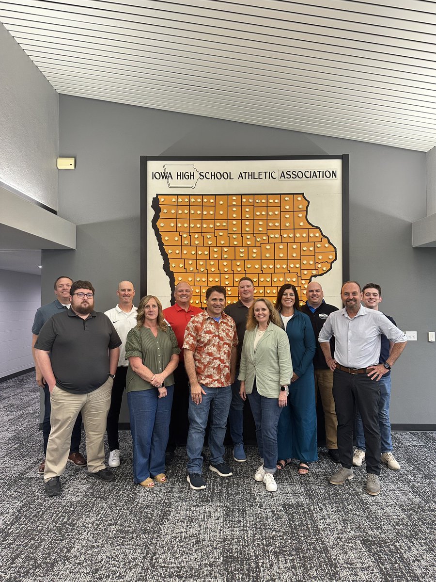 Thanks to our inaugural Media Committee for spending the day with us to discuss media policies and practices ahead of 2025-26! Great group of professionals who provide essential community service and coverage in Iowa.