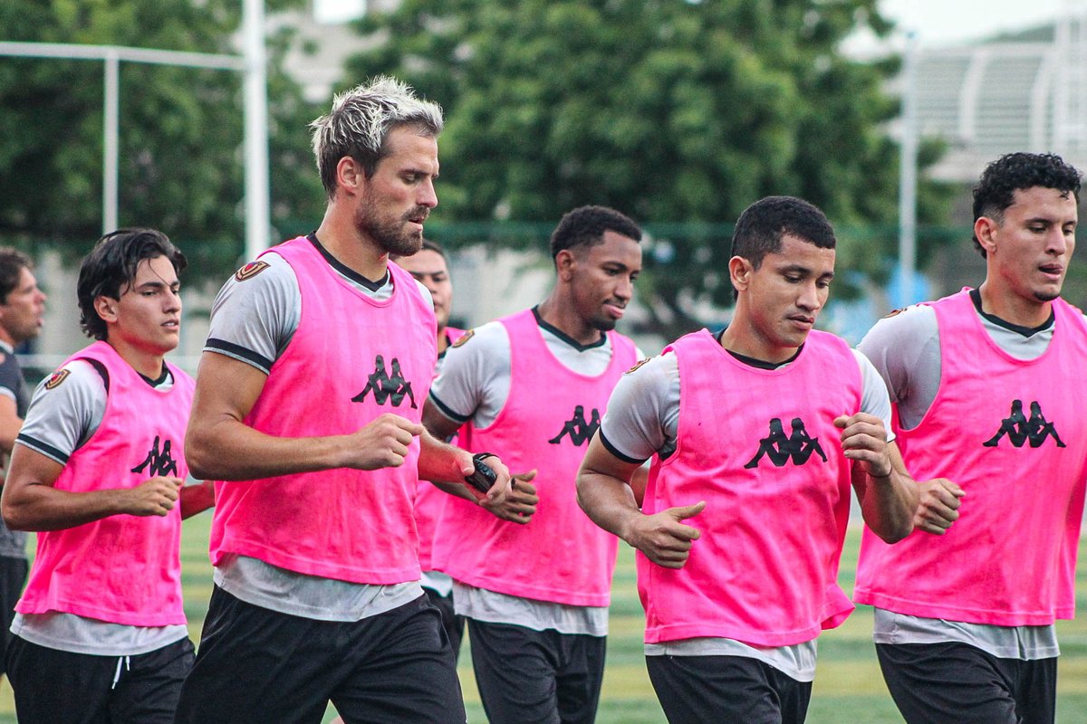 #Primera | Anzoátegui retomó el trabajo para el segundo semestre. ⚽📰

▶💻shorturl.at/aC6vI

#SomosAnzoátegui 🔵