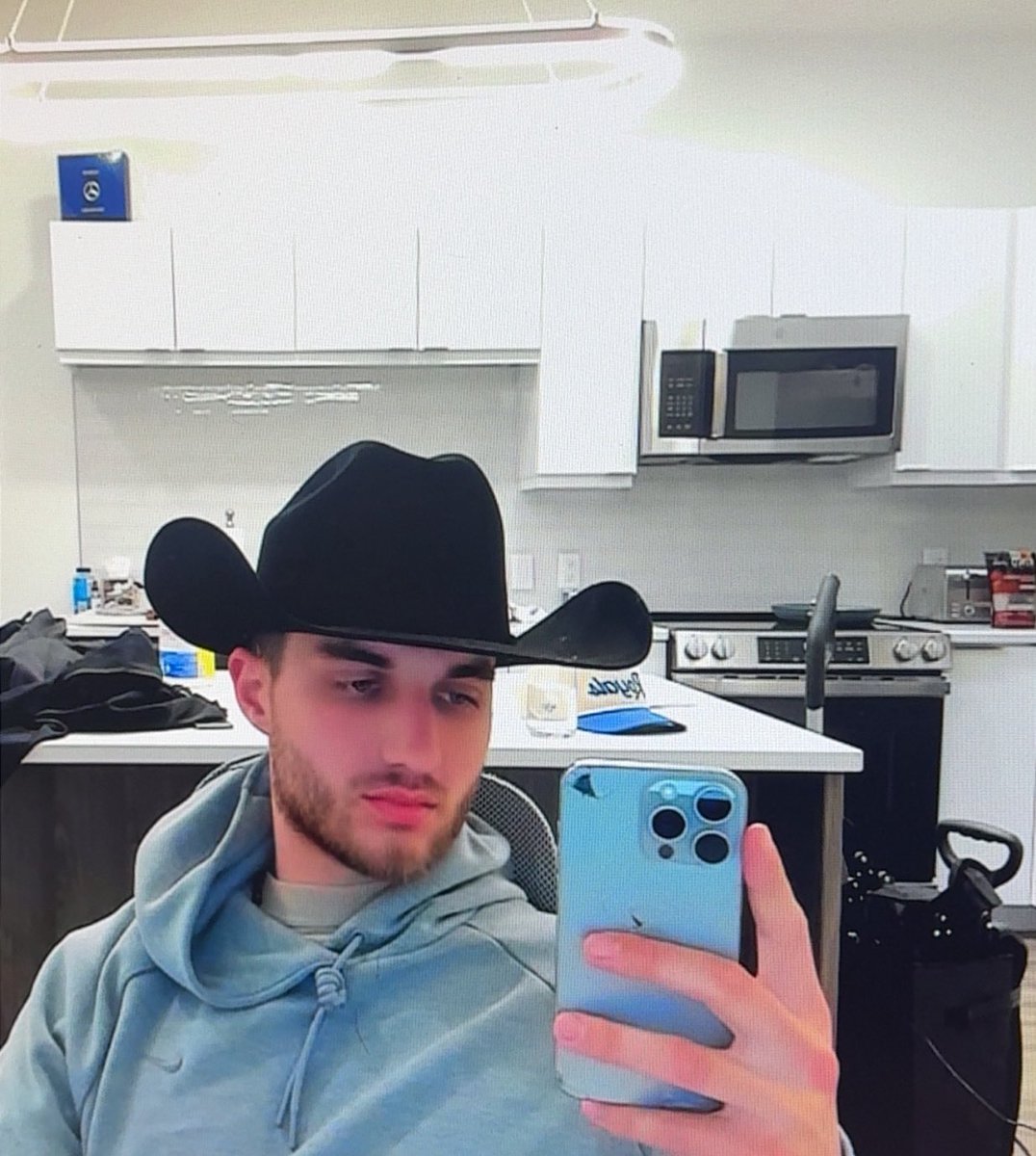 nvmitdk's tweet image. u fw it?