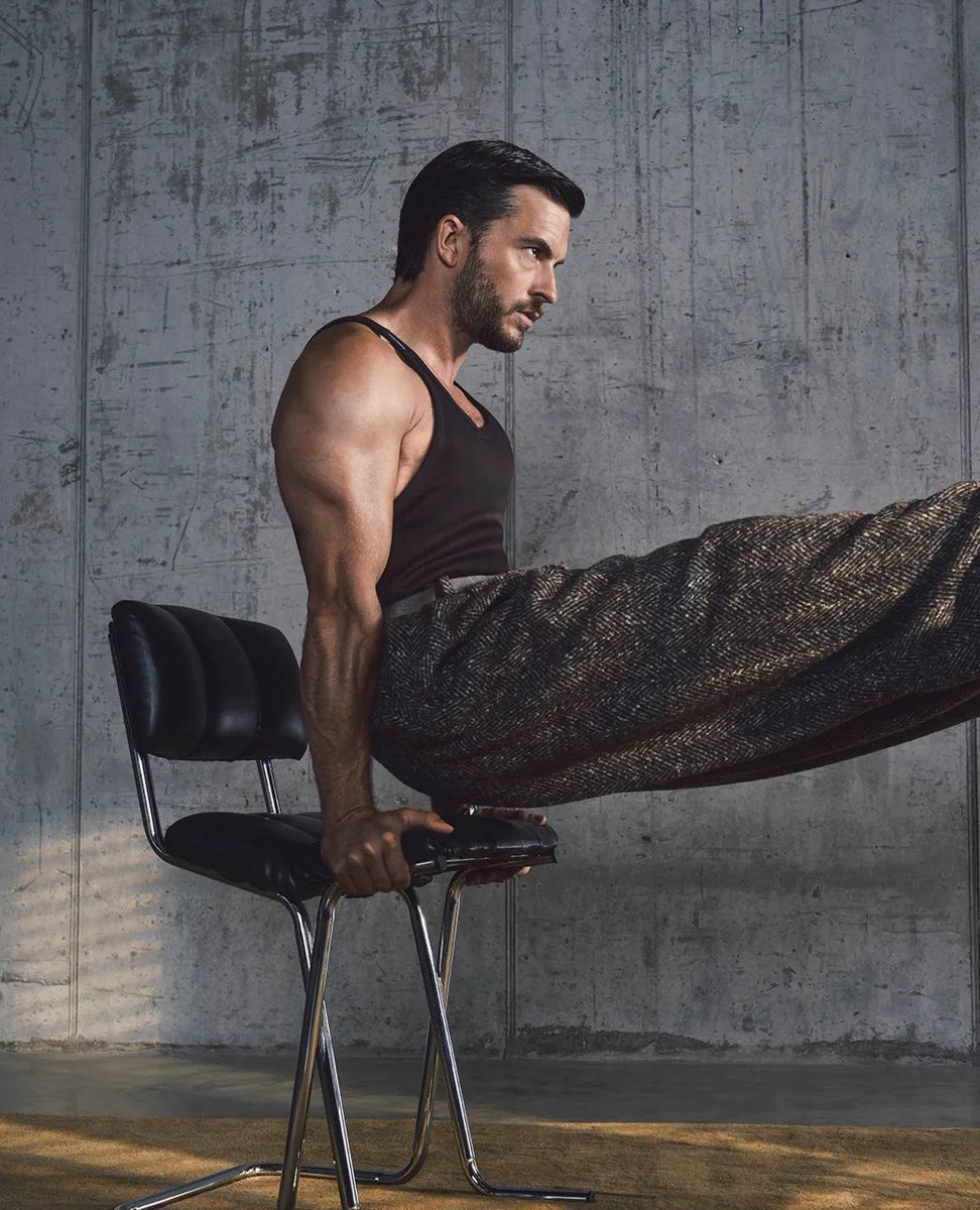 MALE ENERGY tweet media