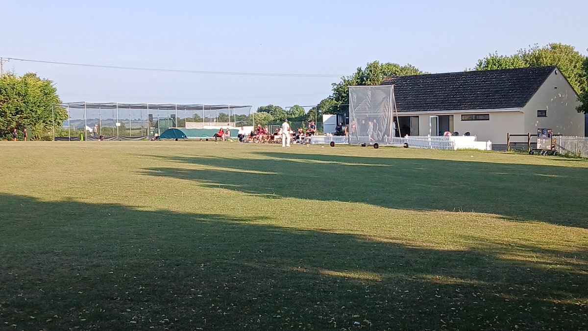 Somerset Intermmediate Cup
Quarter Final

<a href="/longsuttoncc_/">Long Sutton Cricket Club 🏏</a>  180-7 (20)
<a href="/BandHCricket/">Broadway and Horton Cricket Club</a>  100 (16.2)

Hosts progress after strong batting  is followed by good performance in the field appreciated by a good following on a lovely 🌞 evening.

<a href="/swsportsnews/">South West Sports News</a>