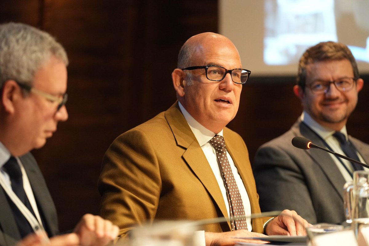 🗨️Durante los últimos dos años hemos procurado cumplir con los mandatos que recibimos como Secretaría, entre ellos fomentar la sinergia entre actores y los órganos subsidiarios de la #CEPAL, y hemos visto resultados concretos. La interacción entre las conferencias de Estadística