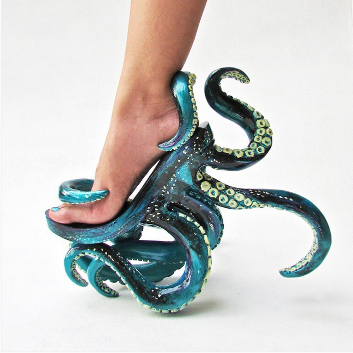 SandyofCthulhu's tweet photo. In Call of Cthulhu, no one wants the magic items. I am actually proud of that. In D&amp;D, Gygax invented crocked magic items to give players pause. But in Call of Cthulhu, it's the working-as-designed items that are the most feared. https://t.co/gxNIyvmxX5