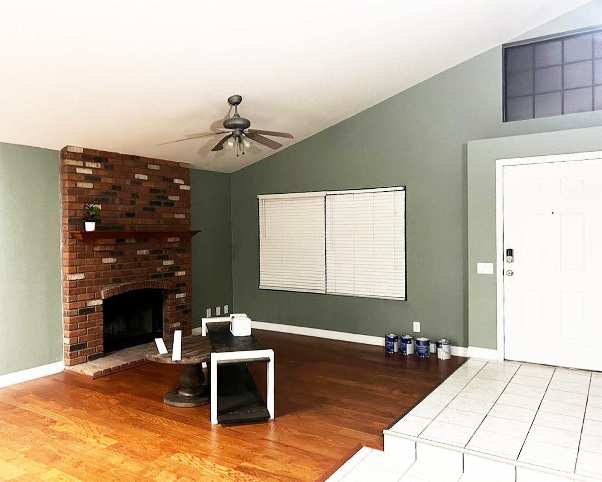 AZPaintingCo's tweet photo. Clean &amp; Green! 🏡 

Sherwin-Williams Paints:
Evergreen Fog (SW 9130) https://t.co/HpplsHlpEZ
