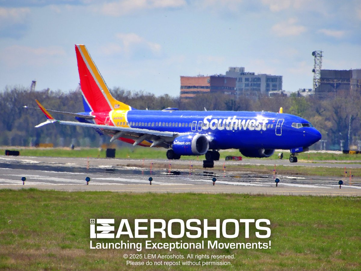 LEMAeroshots's tweet photo. She’s here to spread love to others! Happy 54th Birthday to the airline with a heart! -LEM 🥳🎂🥰💙🙌🏻

✈️ @SouthwestAir @Boeing #737MAX 8 🎨 Heart Livery 🔢 #N8856S 📍 DCA (@Reagan_Airport) 🛬 Runway 1 🗓️ April 4, 2024 📸 @Kodak @KodakPIXPRO AZ528

#FlyReagan #DCA #SouthwestHeart https://t.co/YemjZFIhSx