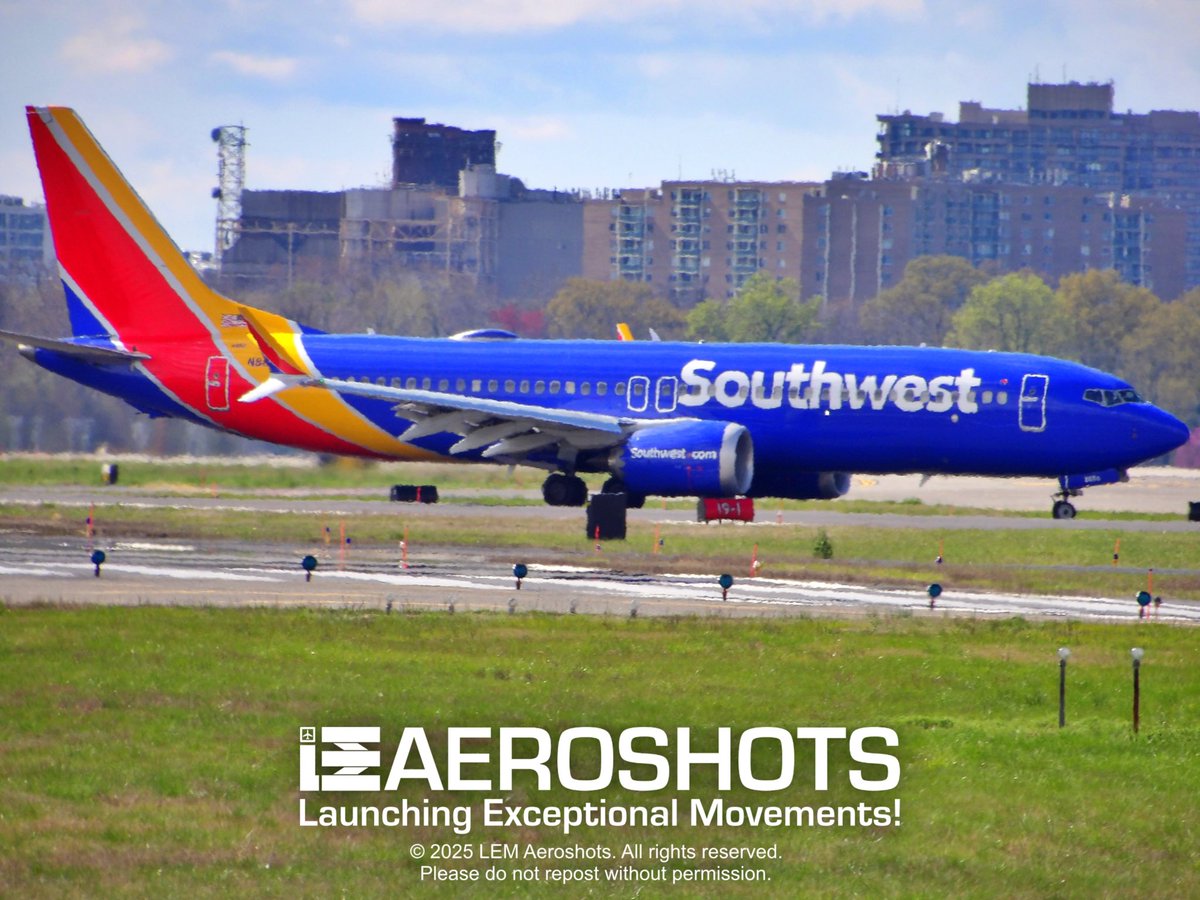 LEMAeroshots's tweet photo. She’s here to spread love to others! Happy 54th Birthday to the airline with a heart! -LEM 🥳🎂🥰💙🙌🏻

✈️ @SouthwestAir @Boeing #737MAX 8 🎨 Heart Livery 🔢 #N8856S 📍 DCA (@Reagan_Airport) 🛬 Runway 1 🗓️ April 4, 2024 📸 @Kodak @KodakPIXPRO AZ528

#FlyReagan #DCA #SouthwestHeart https://t.co/YemjZFIhSx