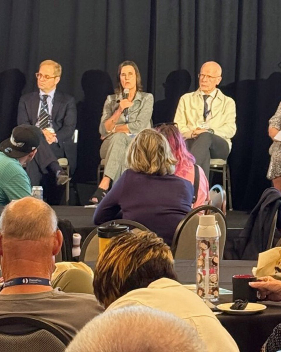 Columbia Neurosurgery (@columbianeuro) on Twitter photo As Chair of the @FacialPainAssoc's Medical Advisory Board, Dr. Sekula shared updates on the new #FacialPain Registry, a global study with <a href="/RareDiseases/">National Organization for Rare Disorders (NORD)</a>, to better understand #trigeminalneuralgia & cranial neuralgias at the 2025 Annual Meeting.
tinyurl.com/4mja25hw As Chair of the @FacialPainAssoc's Medical Advisory Board, Dr. Sekula shared updates on the new #FacialPain Registry, a global study with <a href="/RareDiseases/">National Organization for Rare Disorders (NORD)</a>, to better understand #trigeminalneuralgia & cranial neuralgias at the 2025 Annual Meeting.
tinyurl.com/4mja25hw