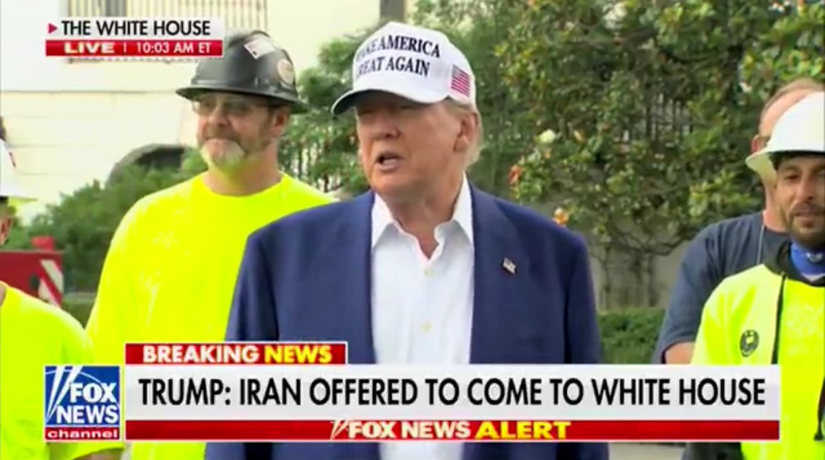 Trump, indossando un particolare cappellino “Make America Great Again” di colore bianco, dice di aver parlato ieri con il criminale di guerra Putin (Peskov ha già negato) e questo gli avrebbe detto di voler fare da “mediatore” tra Iran e Israele per raggiungere un cessate il