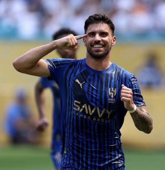 ليلة عالمية تاريخية ي هلال = متعة كرويه