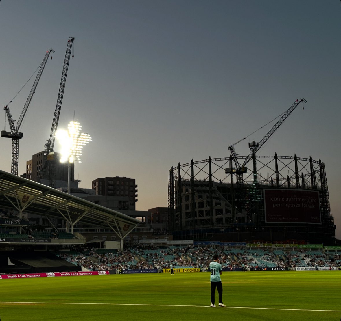 David Friend - davidfriendradio.bsky.social (@david_friend01) on Twitter photo I was X years old today when I realised the floodlights at the <a href="/surreycricket/">Surrey Cricket</a> Oval are in the shape of the three Surrey feathers…🤦♂️ I was X years old today when I realised the floodlights at the <a href="/surreycricket/">Surrey Cricket</a> Oval are in the shape of the three Surrey feathers…🤦♂️