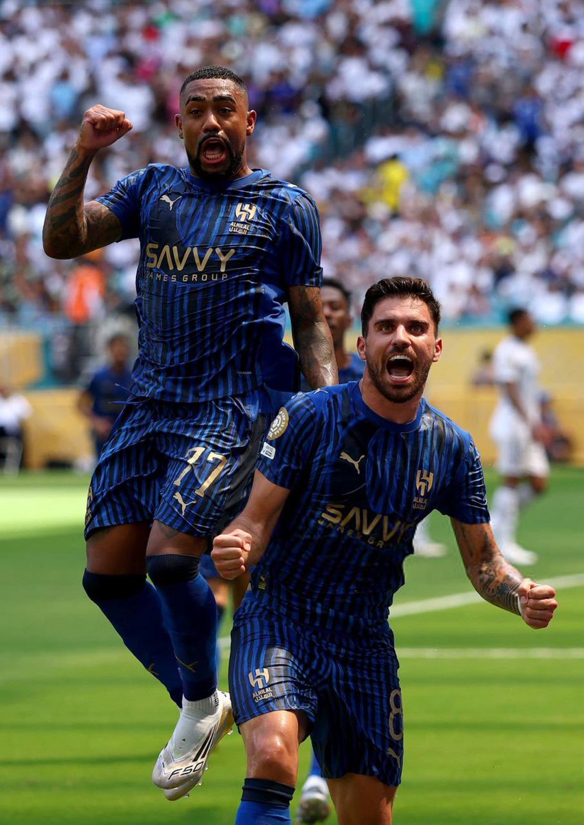 baytAlhilal's tweet photo. للتاريخ يا هلال 💙💙💙💙👑 https://t.co/Zqa6GbwGqR