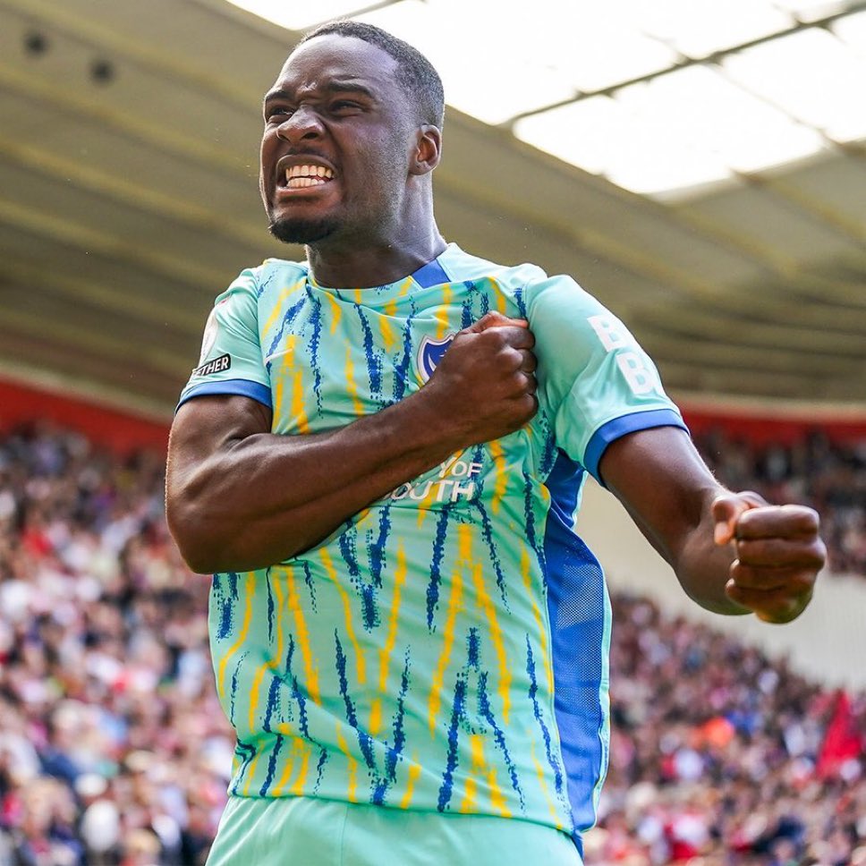 🚨 Christian Saydee devrait s’engager avec <a href="/LaticsFR/">Wigan Athletic France</a> après qu’un accord ait été trouvé avec Pompey. 💔

(<a href="/SportsPeteO/">Pete O'Rourke</a>)