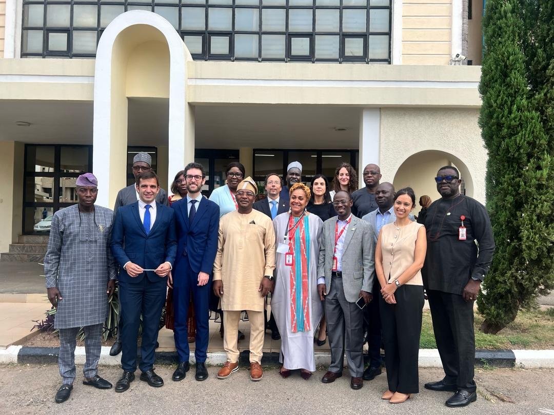 ECOWASdevparcel's tweet image. ECOWAS Commission Hosts Successful Inter-Agency Technical Meeting on ECOWAS-AECID Cooperation Programme 2025-2028 today at Abuja🇳🇬 programme implementation, governance, monitoring, and visibility.
#External #Relations #ECOWAS. 
@AecidNigeria @SpainMFA #FMPM,#ARAA,#ECREEE, #CCDG