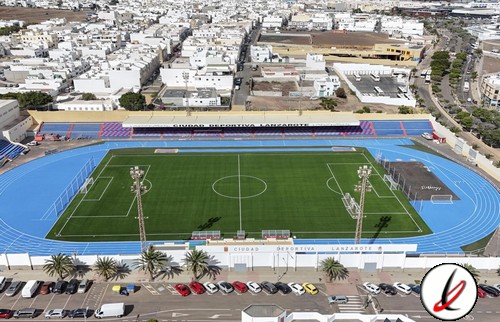 👷‍♂️🏟️ #Obras 

Concluyen las obras de cambio de césped en la Ciudad Deportiva 

☑️ Se han invertido 1,3 millones de euros 
☑️ Pendientes de la recepción de la pista de atletismo 

Consulta la noticia en el enlace ⬇️⬇️ 

lanzarotedeportiva.com/index.php/52-f…