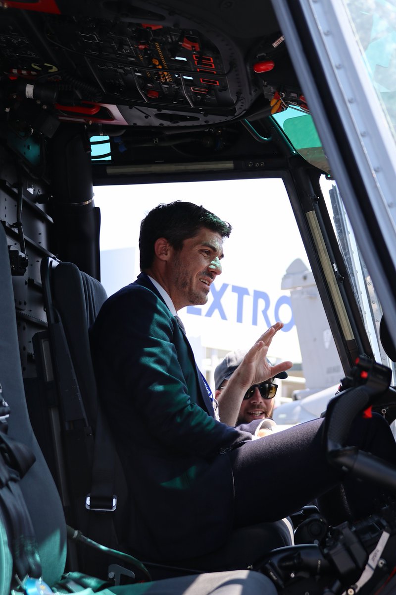 Notre souveraineté s’engage ici, au cœur de l’innovation de nos fleurons industriels. 

Ils sont notre fierté et chacun d’eux donne à notre Nation la puissance indispensable. 

Très heureux de parcourir le Salon du Bourget un 18 juin.
