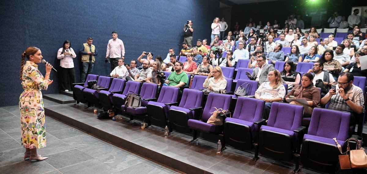 LaloSerranoZ's tweet image. #LaserInformativo

#Durango|| @Marisol_rosso convoca a medios de comunicación a informar con responsabilidad y respeto hacia la niñez duranguense

Como parte de la Semana de Acogimiento Familiar, el @DIF_Durango realizó el Segundo Encuentro con Medios de Comunicación Unidos por…