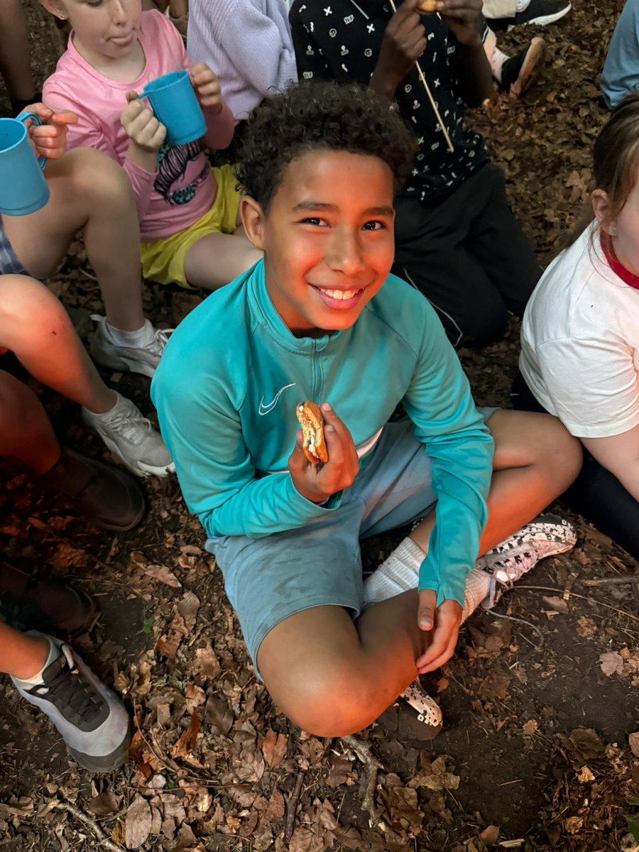 We enjoyed our camp fire - especially eating s'mores 🥰