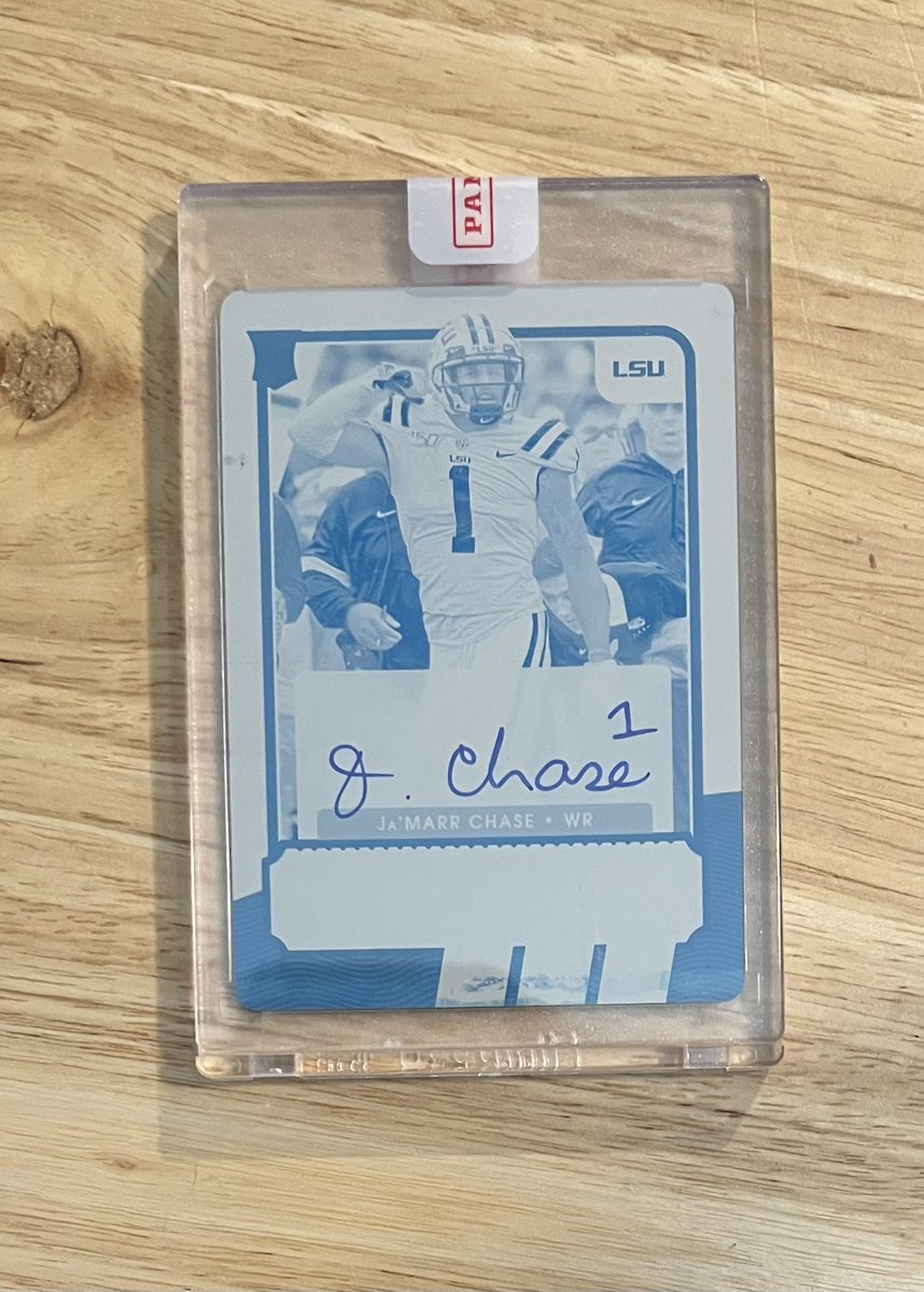 CoachB72's tweet photo. Waited 12 years for a Larry Fitzgerald redemption. Finally got a replacement and it’s perfect for me. https://t.co/Wz5YMO38fy