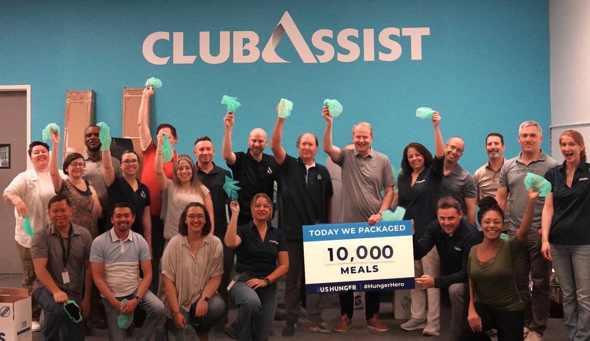 ClubAssistNA's tweet photo. Our Lake Mary team partnered with @US_Hunger to assemble 10,296 meal kits, surpassing our 10K goal! Since 2021, Club Assist has helped provide 35,700+ meals and 428,000+ servings for those experiencing food insecurity in our community. Making an impact with passion and purpose! https://t.co/SlVFmurbMP