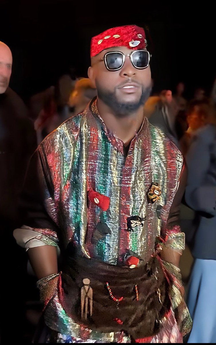 Wallai dem supposed arrest the bastarrrd wey dey dress Davido 😭