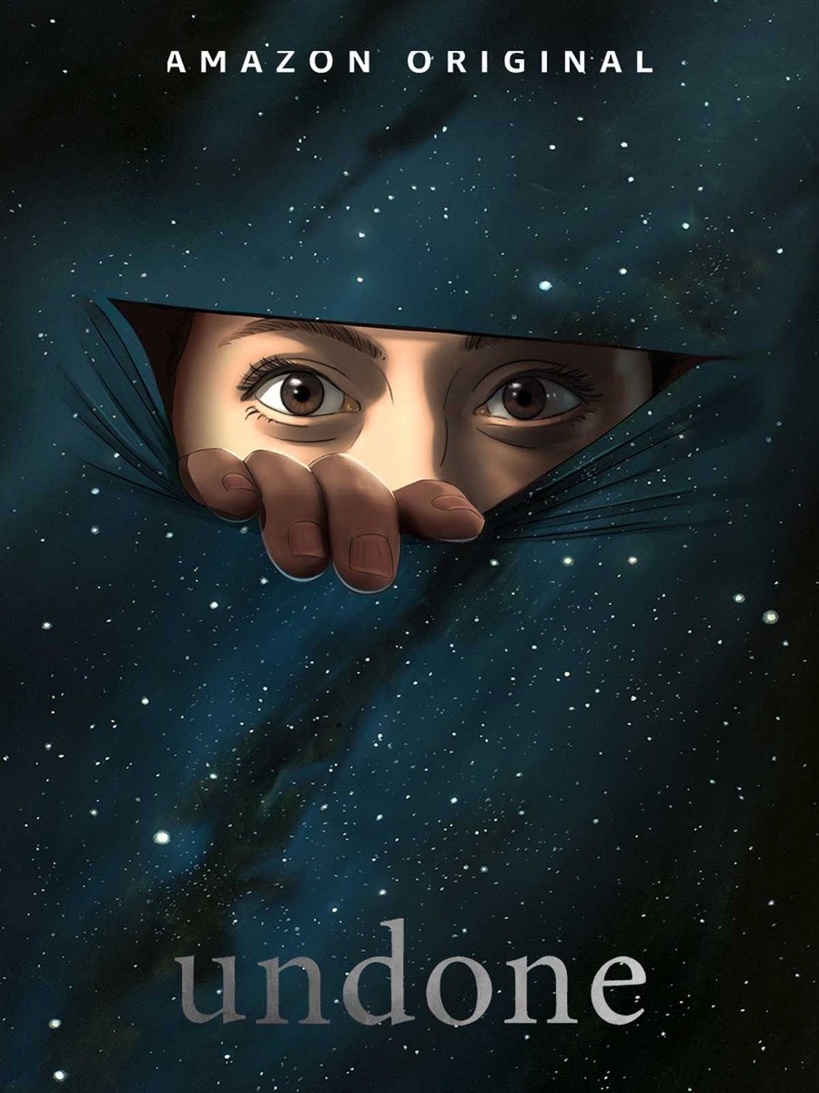 Undone dizisini bitirdim. Görsel ve hikaye olarak etkileyiciydi. Rotoscoping; oyunculukları animasyona çeviren teknik özellikle rüya ve farklı boyut sahnelerini zihnin algısına benzetmiş. Uyanışın anlatıldığı hikayeyi uyanış sürecinde olanlar tanıdık bir hisle izleyeceklerdir.