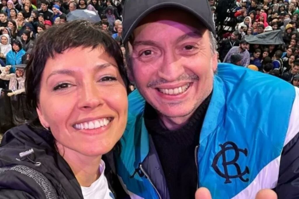 RPildayn's tweet photo. ¿SOS DE QUILMES?, ENTERATE: MAYRA MENDOZA PAGÓ DE TUS IMPUESTOS, 100 MICROS A UN VALOR DE 1 MILLÓN DE PESOS CADA UNO, PARA SUMAR GENTE DE "LA CAMPORA" PARA APOYAR HOY A CRISTINA. TOTAL: 100 MILLONES DE PESOS. ¿TE PARECE BIEN MIENTRAS TE INUNDÁS POR FALTA DE OBRAS? https://t.co/2fnxZM1JMY