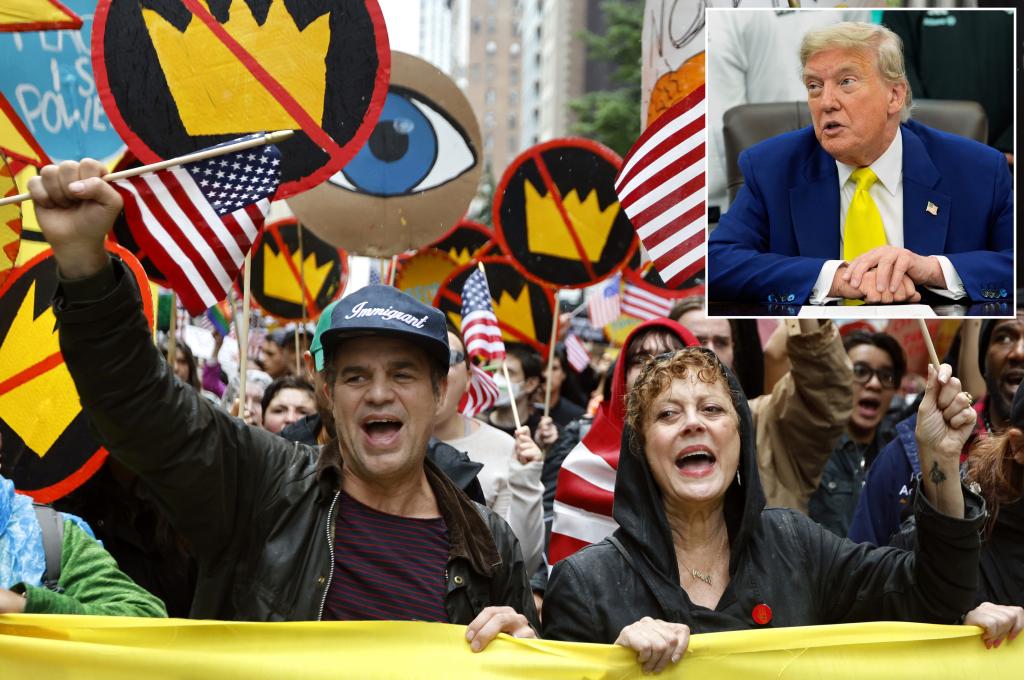 nypost's tweet photo. Actor Mark Ruffalo declares ‘time to take our country back’ from billionaires, claims ‘extreme wealth’ is creating the nations problems https://t.co/29t88BAuvw https://t.co/ht7kZWorqs