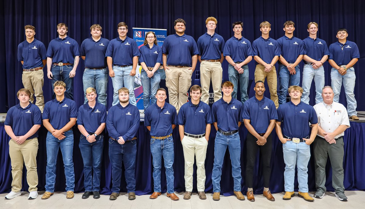 NWSCC's tweet image. NWSCC hosted a Federation for Advanced Manufacturing Education (FAME) Signing Day last Thursday (6/12) in the Patriot Center (gym) on the Shoals Campus as 23 students were sponsored by 11 local companies. READ MORE ➡ nwscc.edu/nwscc-signs-23… PHOTOS ⬇️ #nwscc #fame #signingday