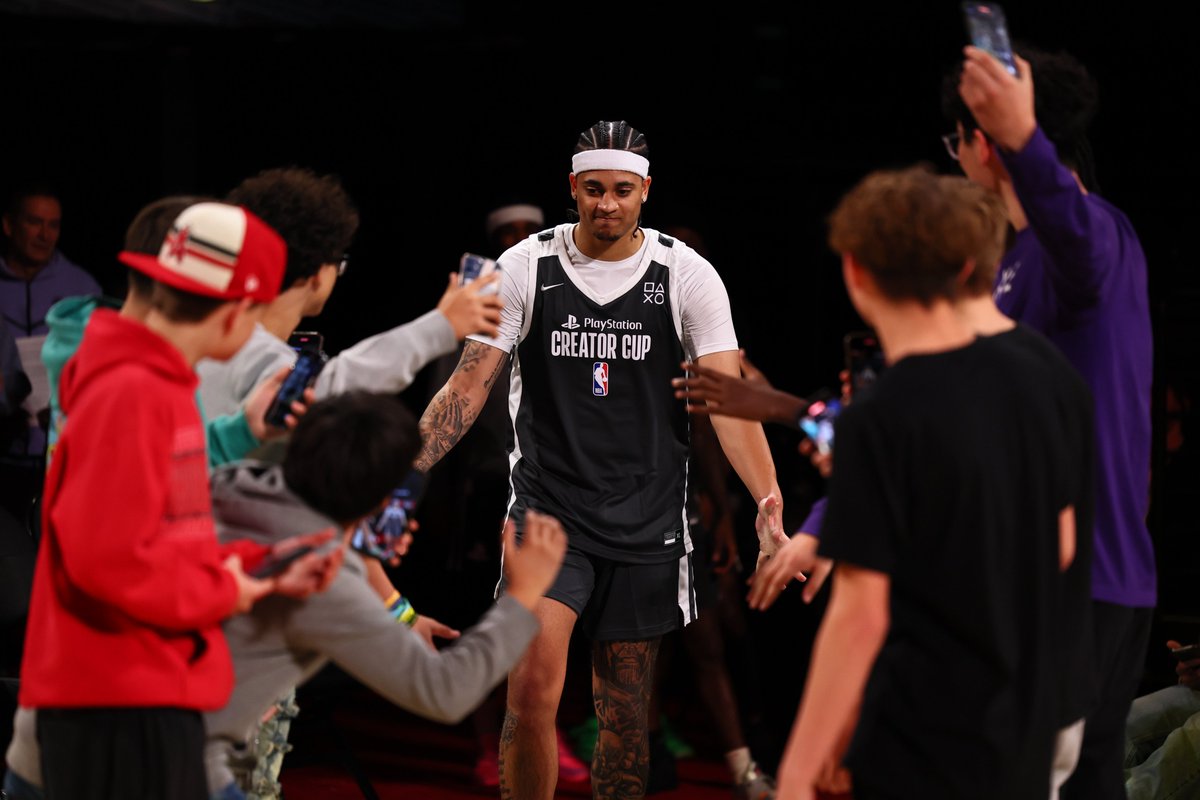 BrandBombPR's tweet image. 🏀"Playstation NBA Creator Cup" returns to Las Vegas!🎮 
The ultimate fusion of hoops, entertainment and creator culture is back during NBA 2K26 Summer League, happening at The Pavilion at UNLV on Wednesday, July 9, from 7–9 p.m. PST. Tickets are only $20!