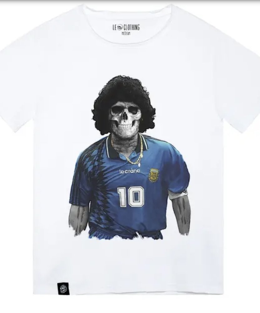 edwin winkels (@edwinwinkels) on Twitter photo Vriend <a href="/visserindesport/">Jaap Visser</a> zag een afgrijselijk T-shirt in een winkel aan de Costa Brava. En onze Johan Cruijff blijkt niet het enige slachtoffer van de enorme wansmaak van een textielbedrijf; ook Diego Maradona mag niet in vrede rusten en moet er aan geloven. Getver. Vriend <a href="/visserindesport/">Jaap Visser</a> zag een afgrijselijk T-shirt in een winkel aan de Costa Brava. En onze Johan Cruijff blijkt niet het enige slachtoffer van de enorme wansmaak van een textielbedrijf; ook Diego Maradona mag niet in vrede rusten en moet er aan geloven. Getver.