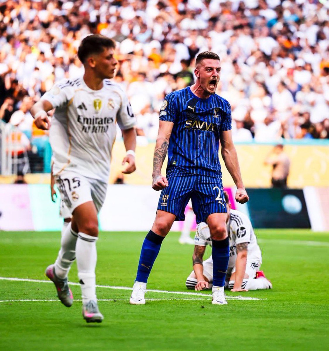 اكثر لاعب ظلم اليوم .. اكثر لاعب ظلم من الـFIFA

سيرجي ميلنيكوفيتش سافيتش هو رجل المباراة!!!

ظلم اليوم بعدم اعطائه الجائزة .. ولكن يبقى الافضل

💙💙💙💙💙💙💙💙💙💙💙💙💙💙💙