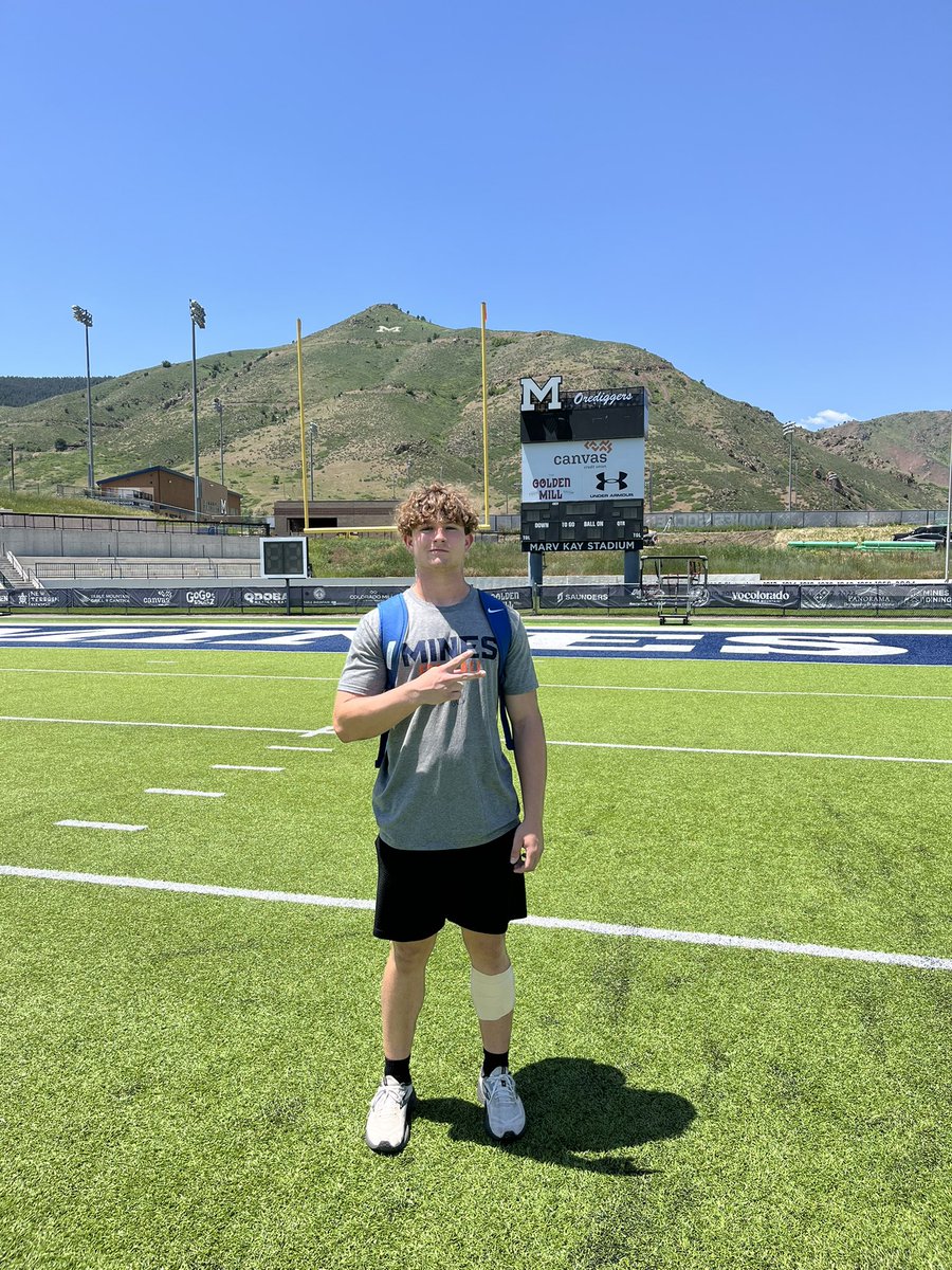 liam_walters25's tweet image. Had a great time competing and learning at @MinesFootball I appreciate @CoachAMakransky and @RyanLewis_38 for the feedback. And thank you @coachTthomas6 for staying on in touch with me. @LLionsFootball