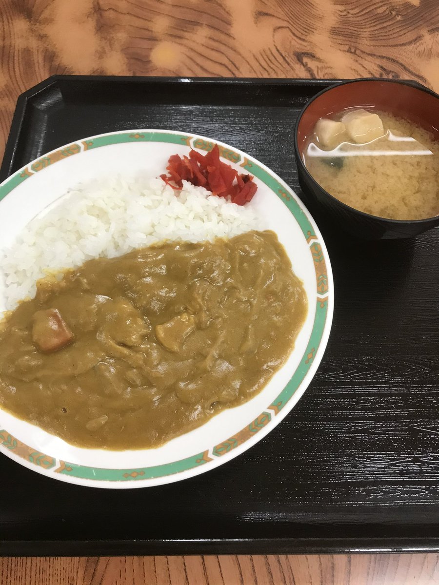 本日のサービス品は、カレーライス(500円→400円)です！
 #ランチ  #日替わり定食  #八戸  #八食センター  #勢登鮨  #カレーライス