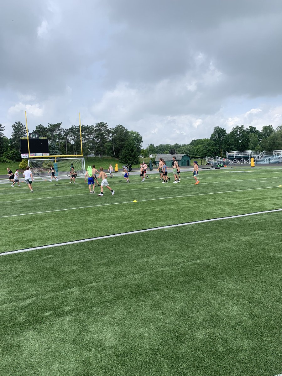 MHSBeesFB's tweet photo. Death, Taxes and an Unbelievably Great #BeeFAST Football camp are the only 3 truths in the world!! @medinaathletics Thanks mostly to MHS Players and to Medina Youth Football #OneMedina https://t.co/AIf8HcC5pB