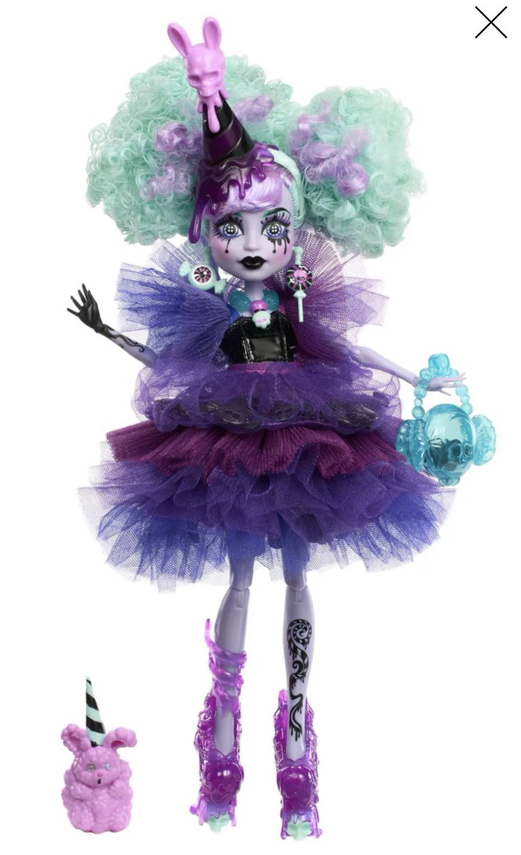 Vampireg0th4's tweet image. eu já garanti a minha Twyla pq EU SEI que depois vai ser impossível ter essa boneca por menos de 3k