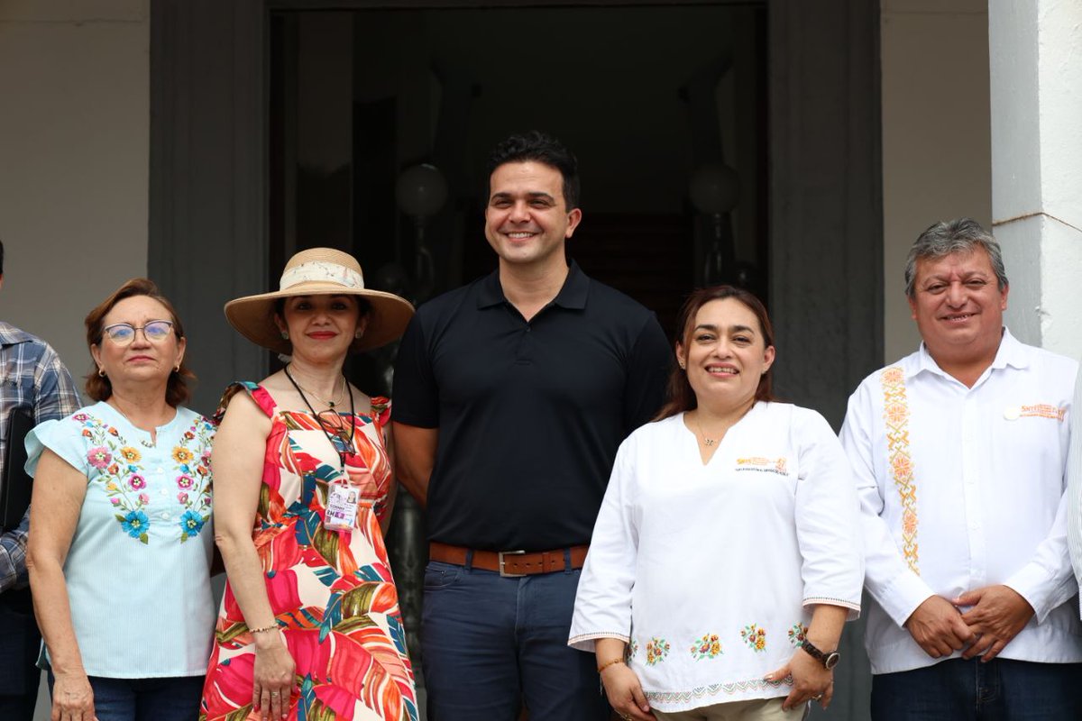 erikrihaniglez's tweet image. Recibimos a la @CODHEY y a la sección 57 del SNTE, para dar el banderazo del programa “Derechos Humanos en tu Municipio”. Seguimos trabajando por un #ProgresoParaTodos.
#100xProgreso