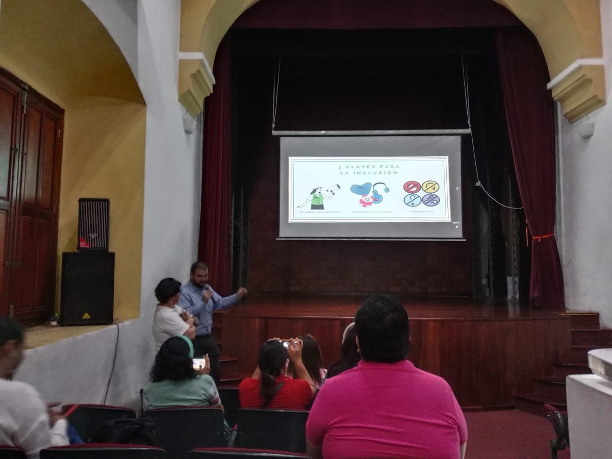 Esta mañana recibimos al personal de la red Veracruz inclusivo y del Centro INAH Veracruz para la sesión de capacitación "Accesibilidad universal y neurodiversidad turística".
Agradecemos las gestiones para fortalecer el ejercicio de los derechos culturales de todas las personas.