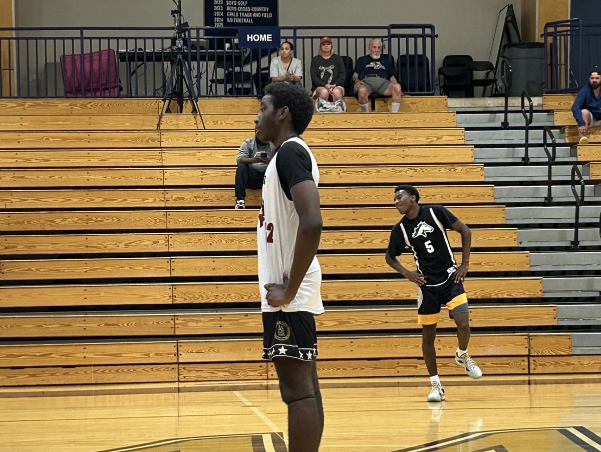 Relentless Hoops (@relentless_hoop) on Twitter photo #RHSummerLeague Game 18 Final:
<a href="/WoodstockBball/">Woodstock Basketball</a> 60
Kennesaw Mountain 53
Woodstock’s guard play carries them to another victory. Camden Smith, Jahmar Maurice, and Jalen Graham all scored at least 16 points. Graham had a great 2nd half, Smith started the game really well. #RHSummerLeague Game 18 Final:
<a href="/WoodstockBball/">Woodstock Basketball</a> 60
Kennesaw Mountain 53
Woodstock’s guard play carries them to another victory. Camden Smith, Jahmar Maurice, and Jalen Graham all scored at least 16 points. Graham had a great 2nd half, Smith started the game really well.