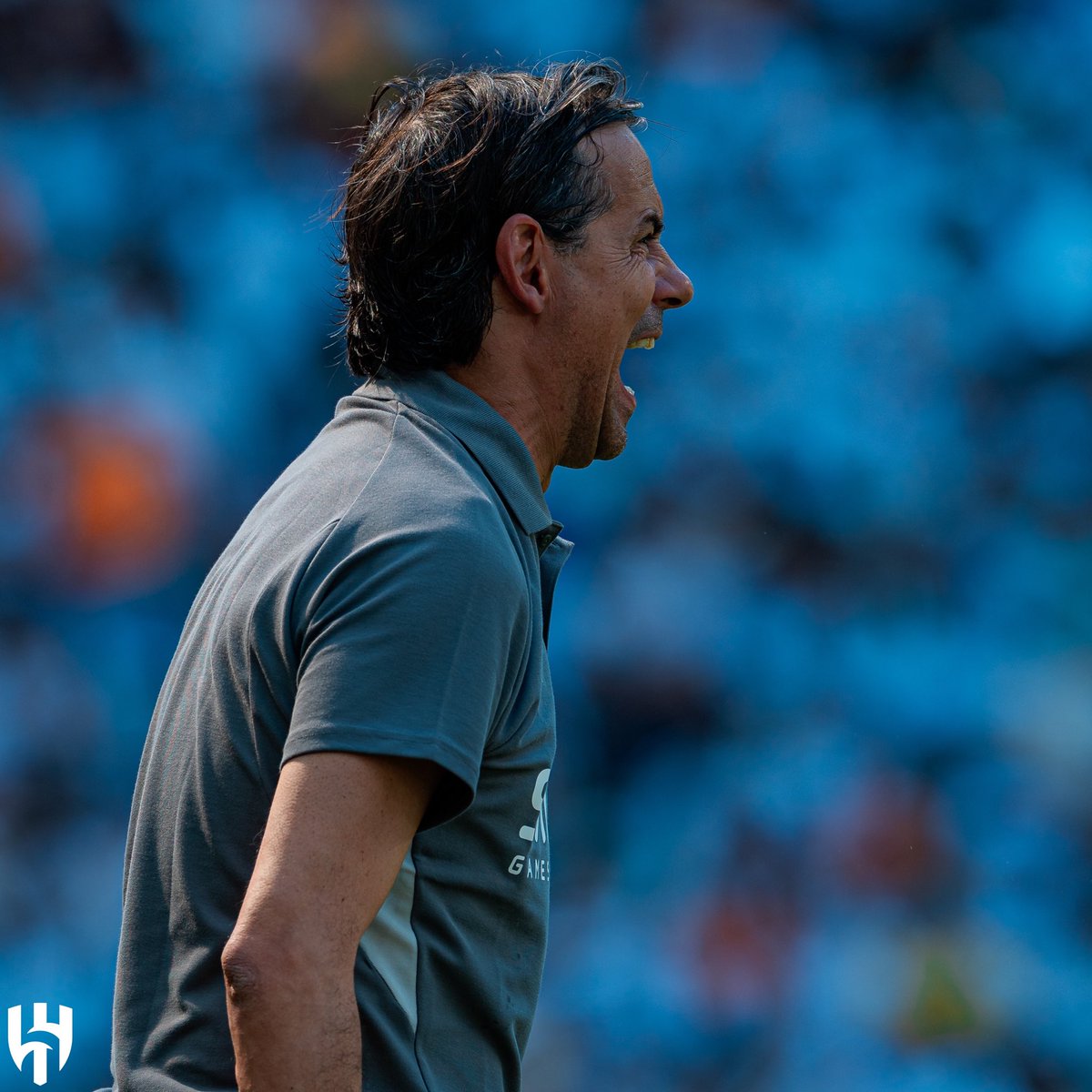 سيموني انزاغي استلم الفريق فقط 4-5 حصص تدريبية وبدون اي مباراة ودية و اول مباراة له امام ريال مدريد في كاس العالم وبأدوات نسبيًا اقل من الخصم .. قدم لنا هلال مُرعب جدًا قدم درس فني وتكتيكي في الشوط الاول..

الشوط الثاني لولا العامل البدني لأختلفت الامور كثير!

انزاغي تحية!💙👑