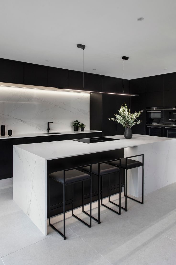 HOUSEPORN___'s tweet photo. This kitchen. https://t.co/VSFKlZ0HXB