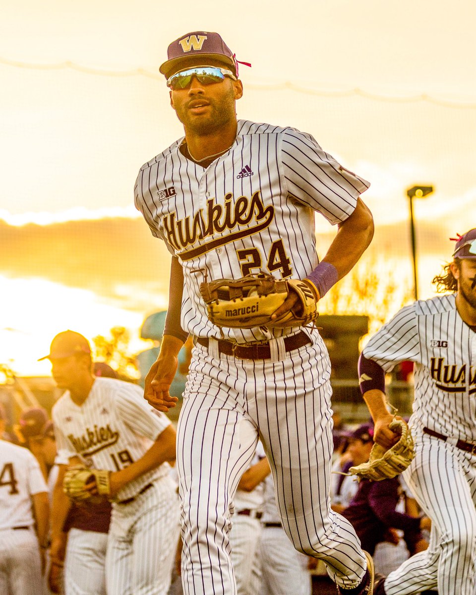 Washington Athletics (@uwathletics) on Twitter photo Thatβs a golden glove if weβve ever seen one π
Malakhi Knight has been named a Gold Glove Award Finalist!
#GoHuskies x <a href="/UW_Baseball/">Washington Baseball</a> Thatβs a golden glove if weβve ever seen one π
Malakhi Knight has been named a Gold Glove Award Finalist!
#GoHuskies x <a href="/UW_Baseball/">Washington Baseball</a>