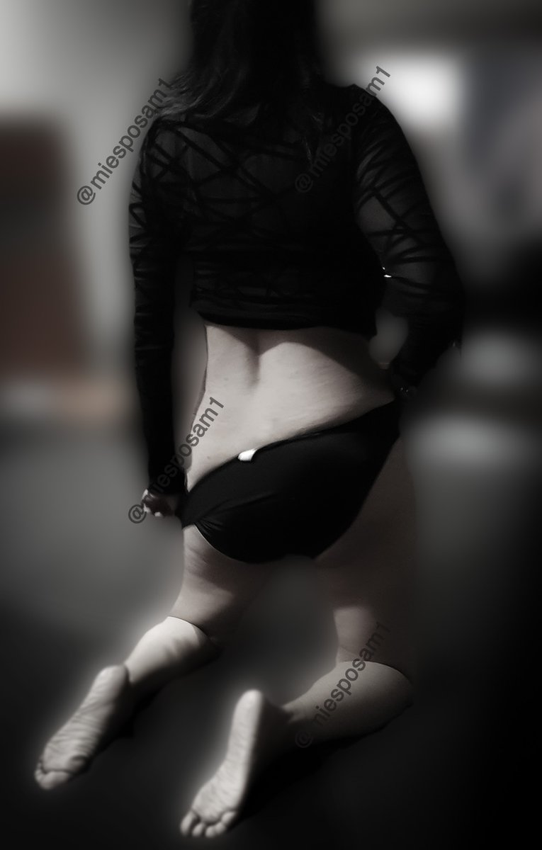 ¿Baja o Sube? 🫣

#juegosSensuales

♥️ &amp; 🔁