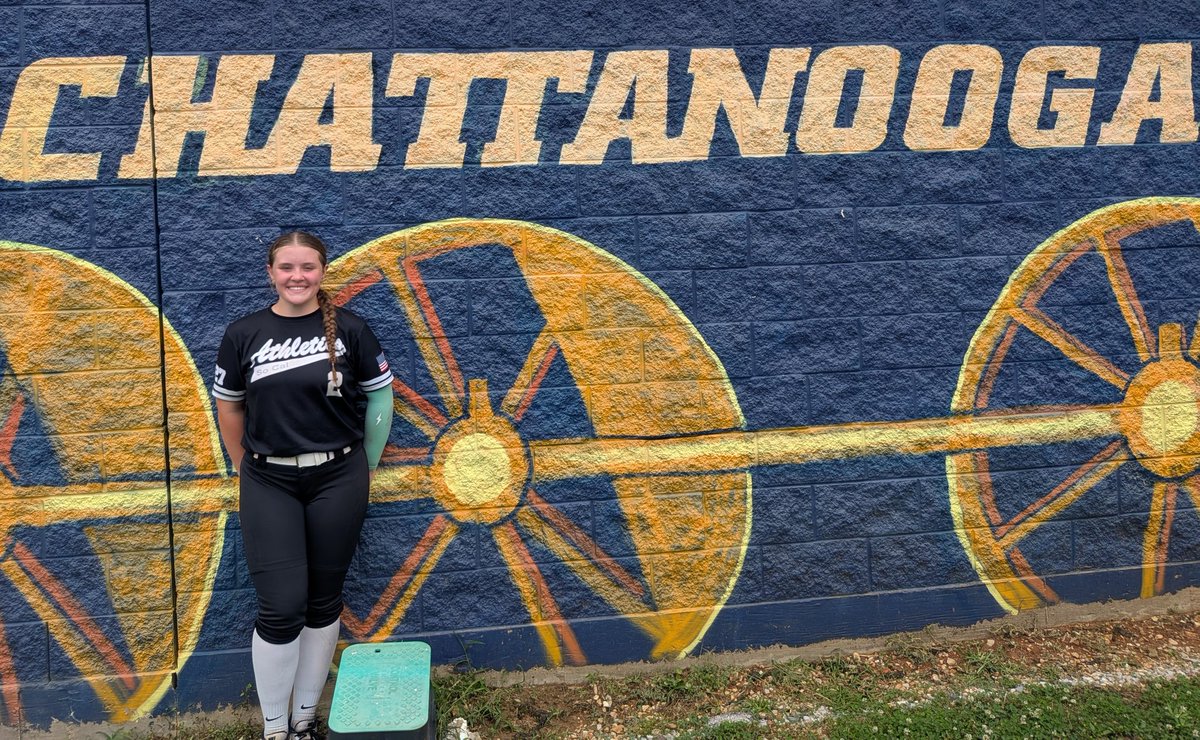 kayleigh_jacks's tweet image. Had an amazing camp today at UT Chattanooga, learned a lot and had a great time learning more about @GoMocsSB!!
@CoachFrankReed @coachK73 @BSherSB @SBRRetweets @Athletics_2027 @ExtraInningSB @SoftbalAmerica