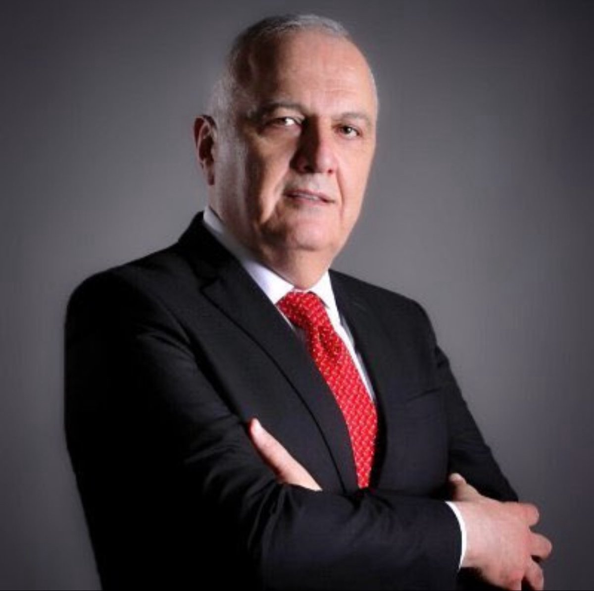 Em@ayasophiawardat (@emayasophiawar1) on Twitter photo استاذ وليد حكيت لسان حال كل انسان حر بلبنان والعالم العربي
كل انسان ثقافته الحياة ومش الموت كلنا وليد عبود 🇱🇧
من له اذنان سامعتان فليسمع !؟
<a href="/DrPaulMorcos/">Dr. Paul Morcos</a> استاذ وليد حكيت لسان حال كل انسان حر بلبنان والعالم العربي
كل انسان ثقافته الحياة ومش الموت كلنا وليد عبود 🇱🇧
من له اذنان سامعتان فليسمع !؟
<a href="/DrPaulMorcos/">Dr. Paul Morcos</a>