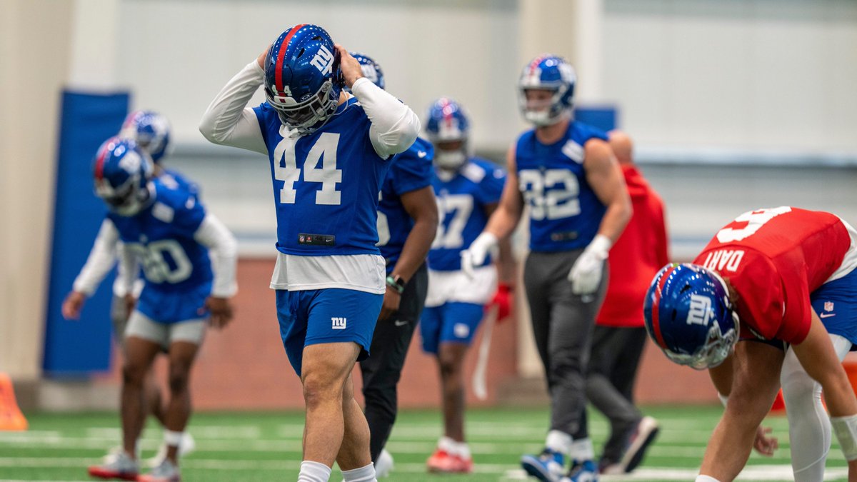 The New York Giants have signed rookie running back Cam Skattebo, the last of their 2025 NFL draft class to sign. giantswire.usatoday.com/story/sports/n…