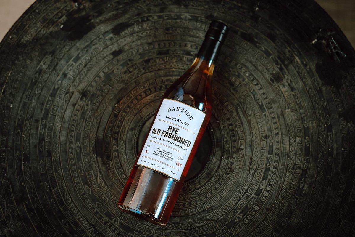 All of the craft. None of the fuss. 🥃 Just pour over ice &amp; let Oakside's bar-quality Old Fashioned do the talking. #OaksideCocktailCo #DrinkOakside #ReadyToServe #Cocktail